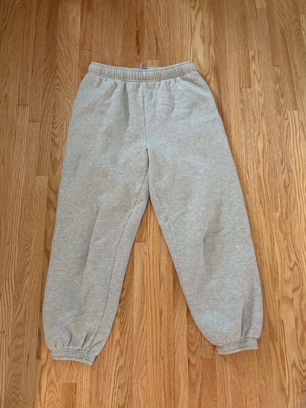 Aritzia Grey Sweatpants